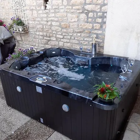 Maison Le Trefle Chef-Boutonne