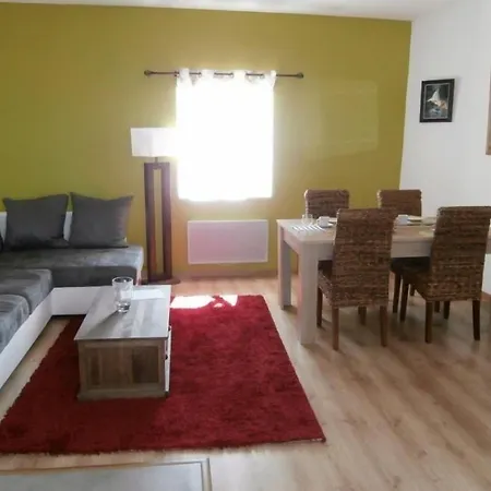 Pensionat Maison Le Trefle Chef-Boutonne