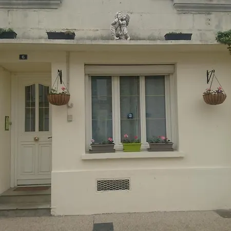 Maison Le Trefle 4* Chef-Boutonne