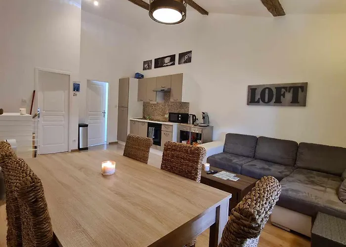 Pensión Maison Le Trefle Chef-Boutonne