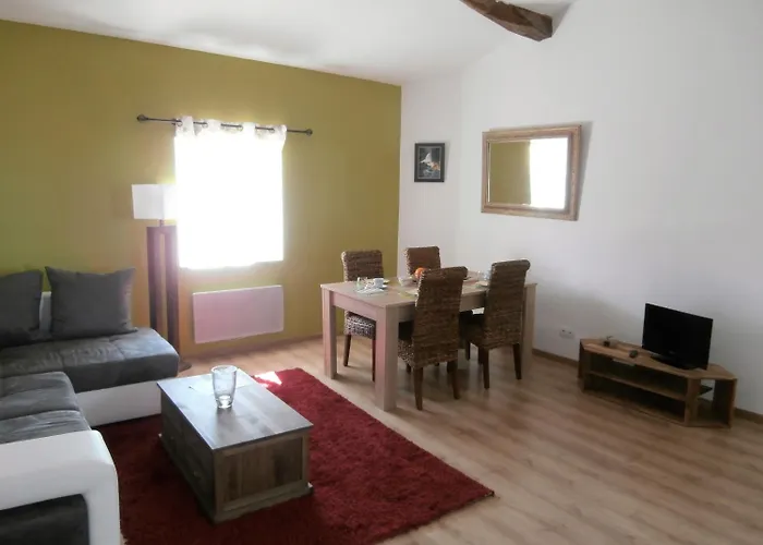 Maison Le Trefle Pensión